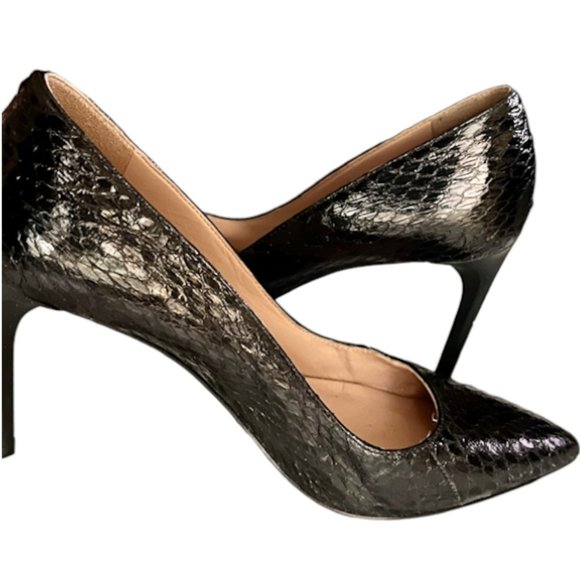 Diane von Furstenberg Embossed Leather Pumps - Black - 7 - Picture 5 of 10